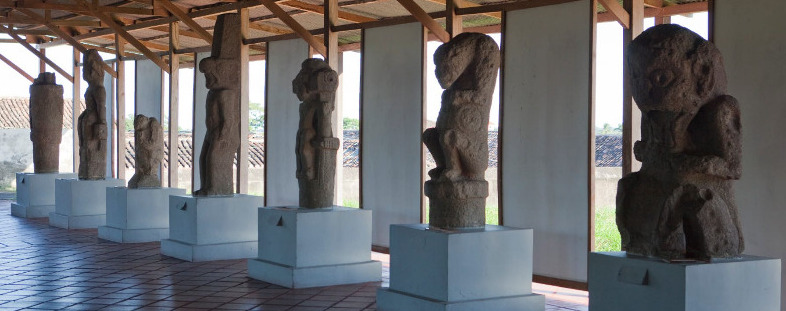 Statues in Granada Nicaragua