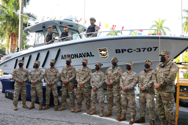 US DONATED The US Government donated, at the end of September 2021, a Boston Whaler patrol and search boat to SENAN, to support the fight against transnational crime. (Photo: National Aeronaval Service of Panama)