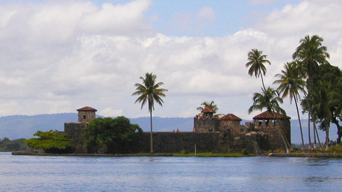🇬🇹 The Castle of San Felipe de Lara