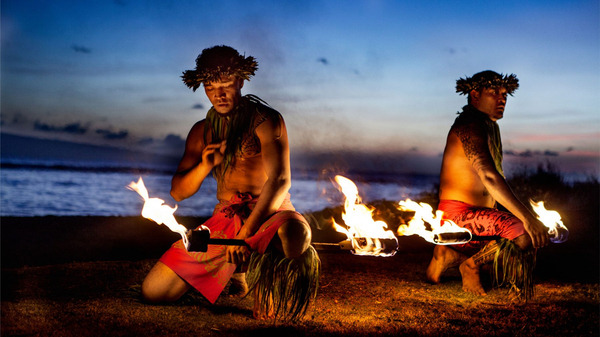 The Samoan Fire Knife Dance is a breathtaking performance that visitors often look forward to when attending a luau. However, there is a lot more to this ritual than just a spectacular dance as it comes from centuries of tradition and is infused with lots of old-time lore and even personalization by performers.